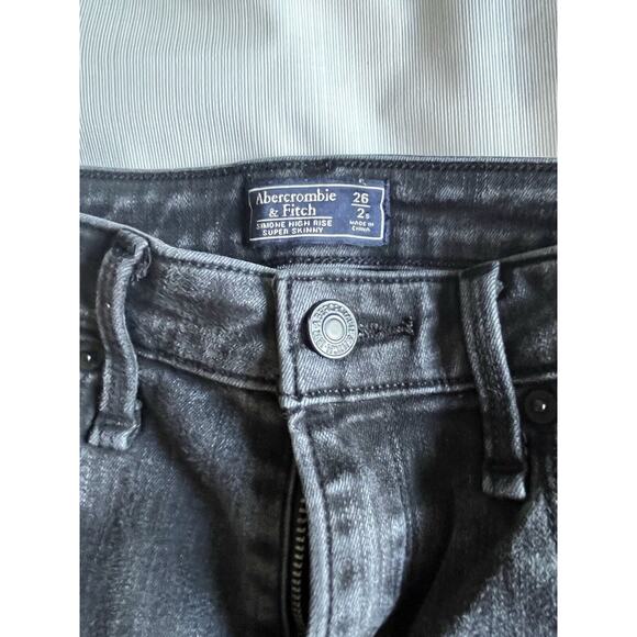 Abercrombie & Fitch Jeans Ultra High Rise Size 26/ 2s - Picture 3 of 8